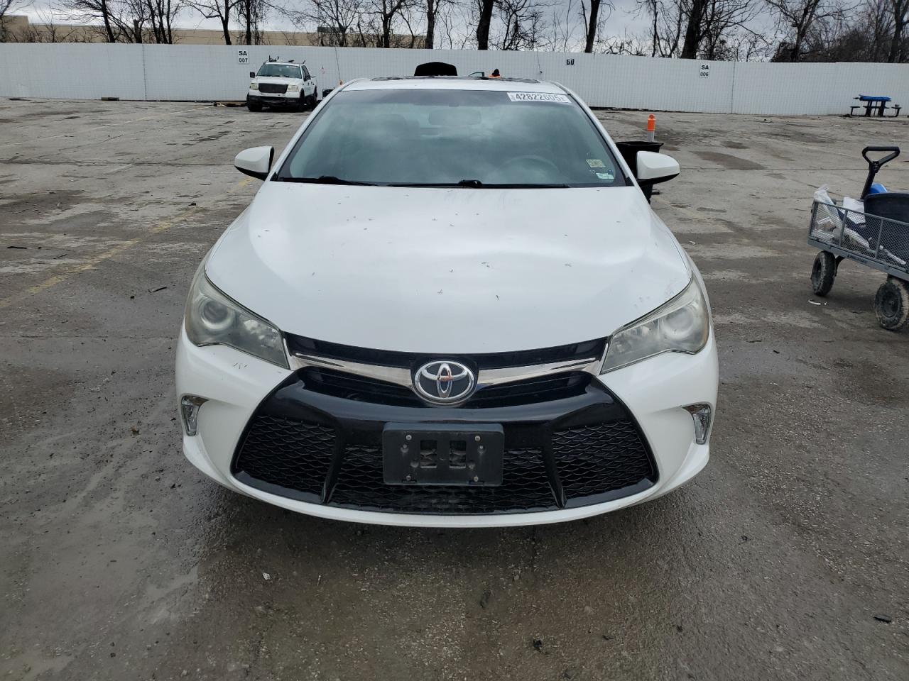 2017 Toyota Camry - Image 5