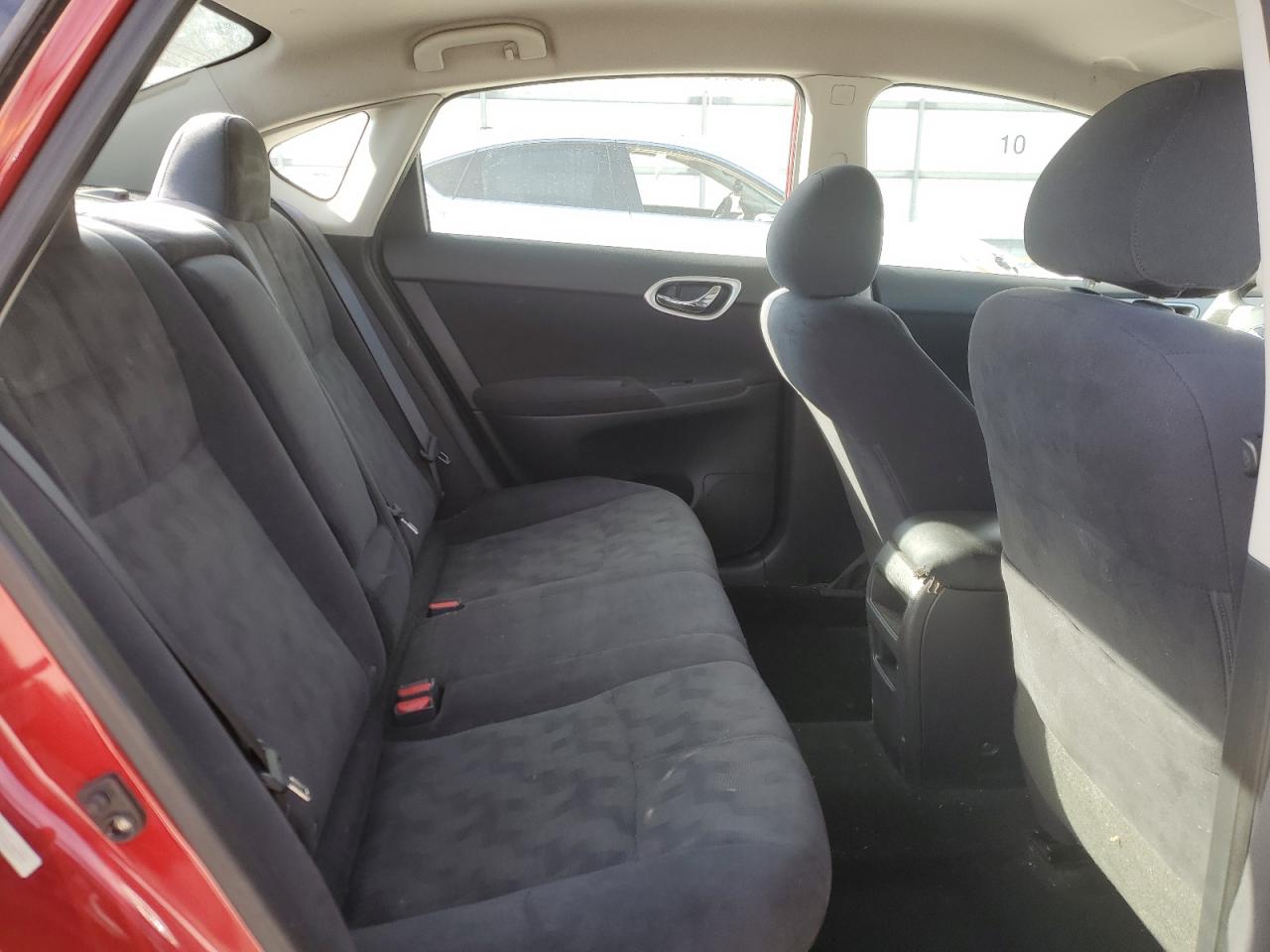 2013 Nissan Sentra - Image 10