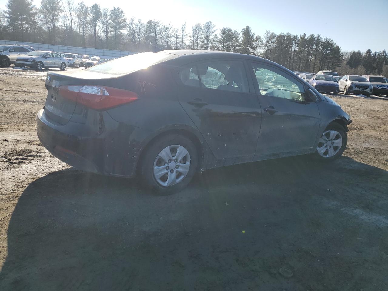 2015 Kia Forte - Image 3