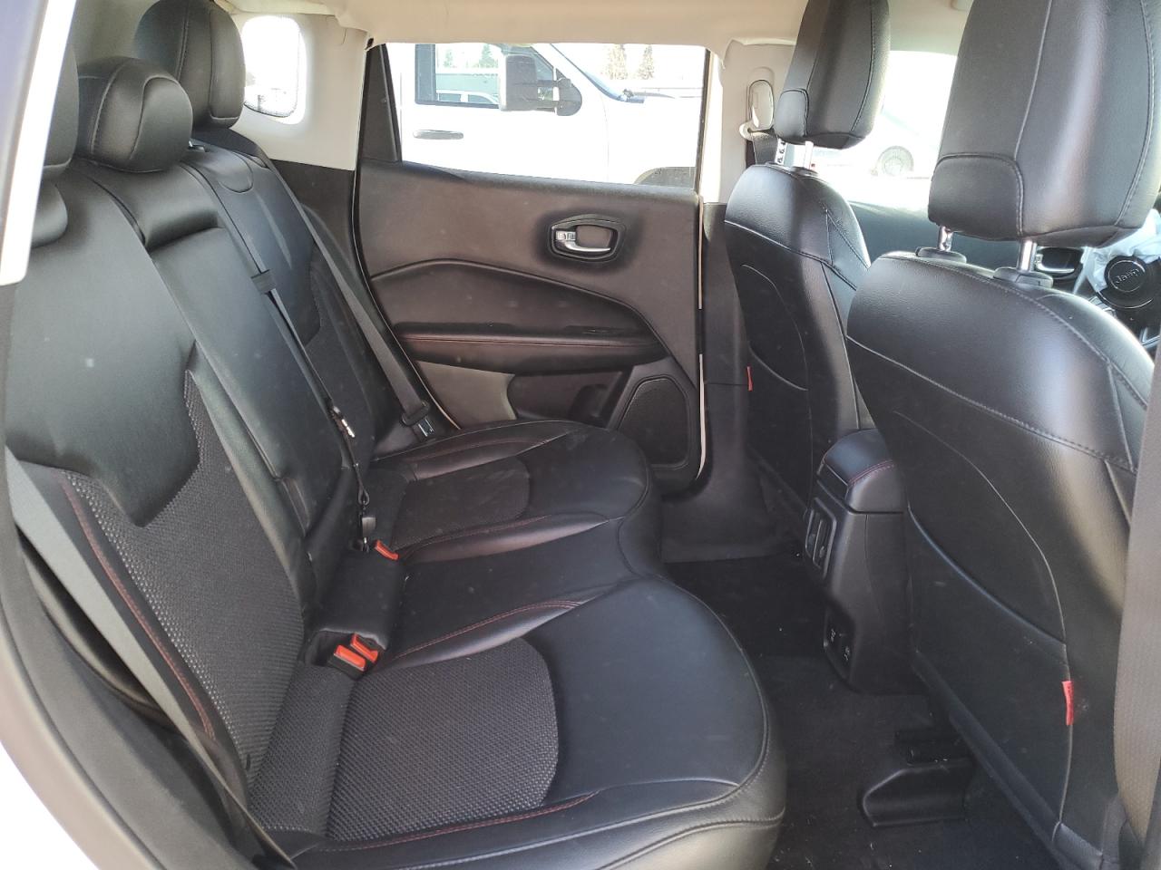 2021 Jeep Compass - Image 11