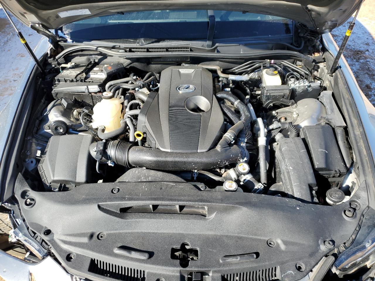 2017 Lexus IS - Image 11