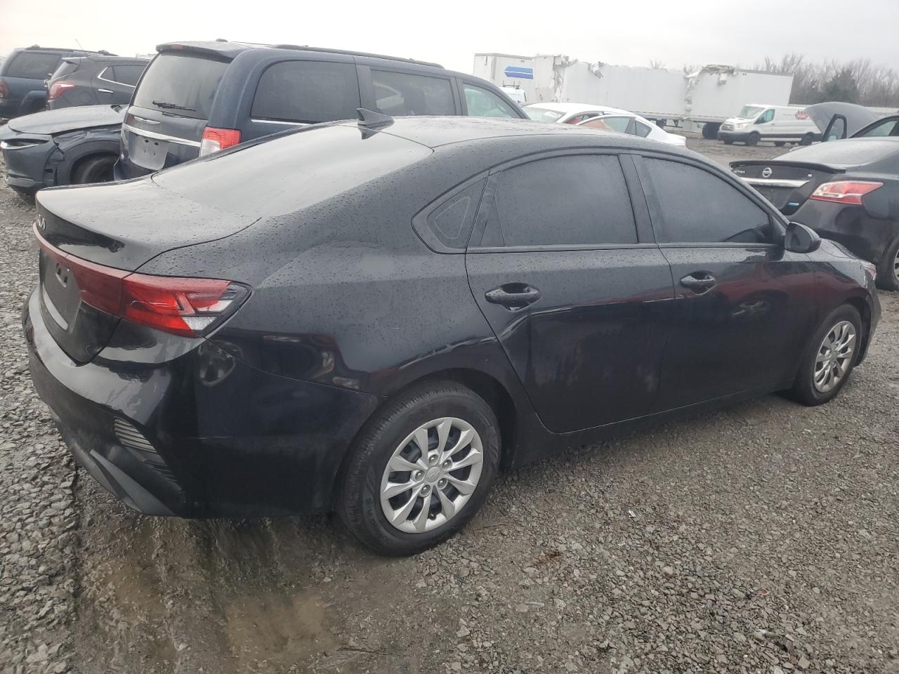 2022 Kia Forte - Image 3