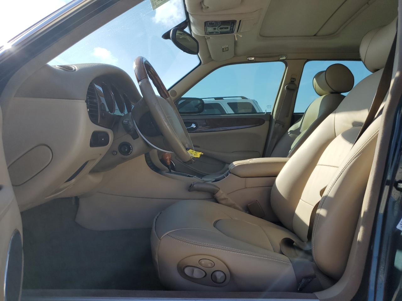 2001 Jaguar Vandenplas VIN: SAJDA24C51LF38566 Lot: 43314625