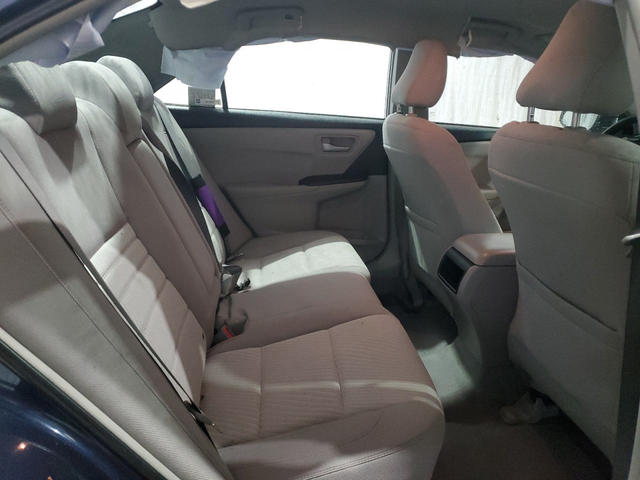 2016 Toyota Camry - Image 10