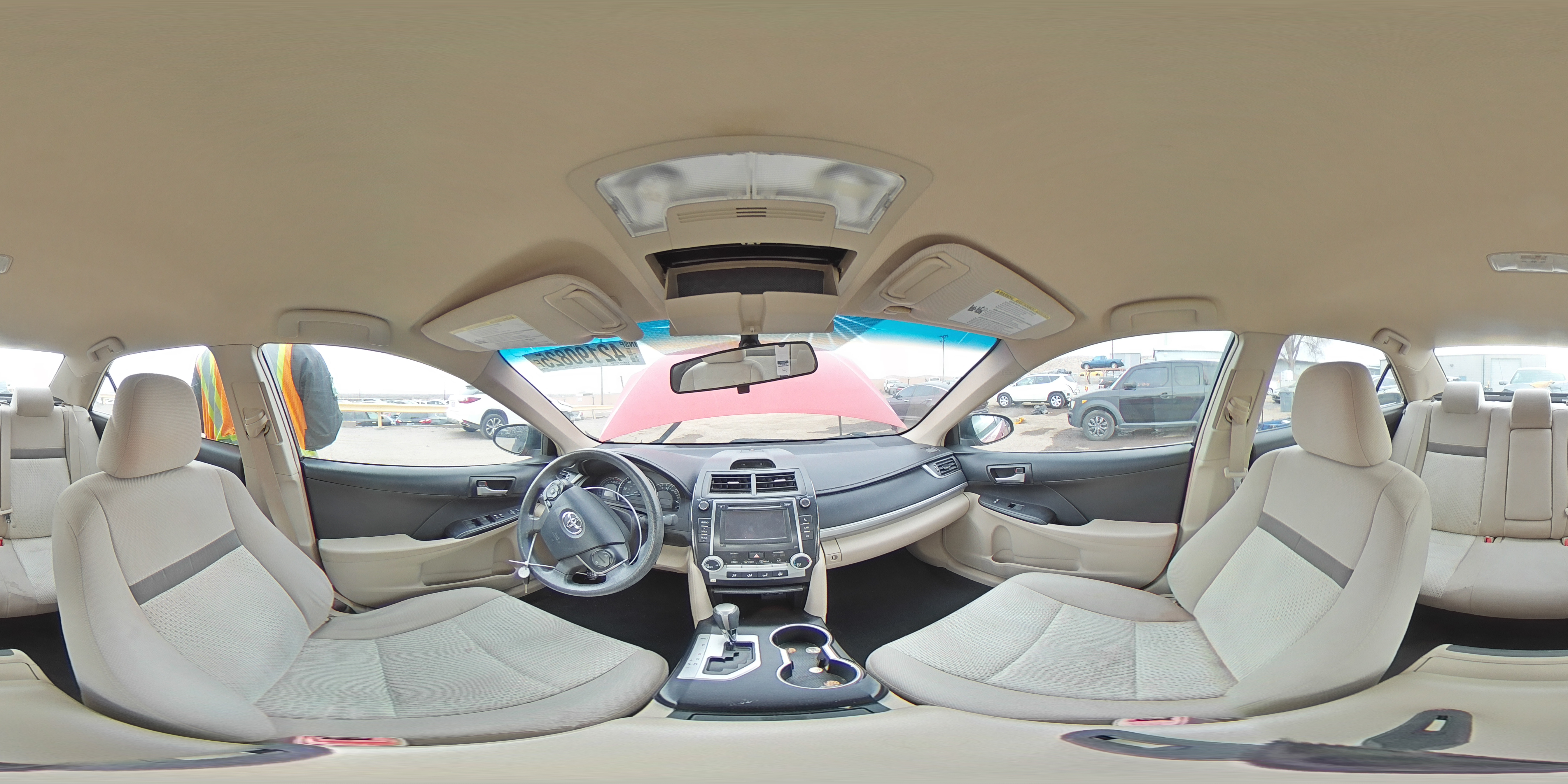 2013 Toyota Camry - Image 14