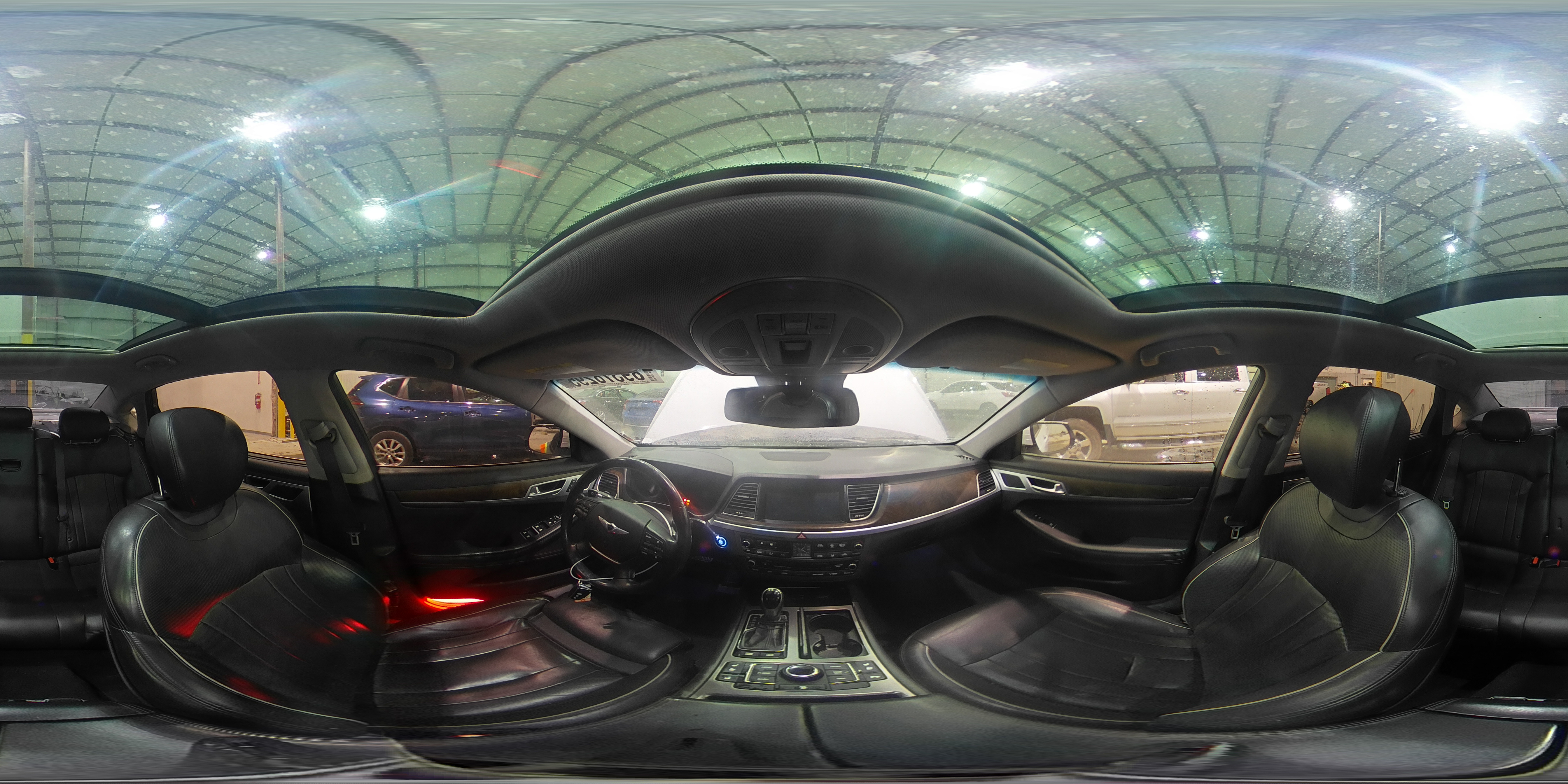 2015 Hyundai Genesis - Image 14