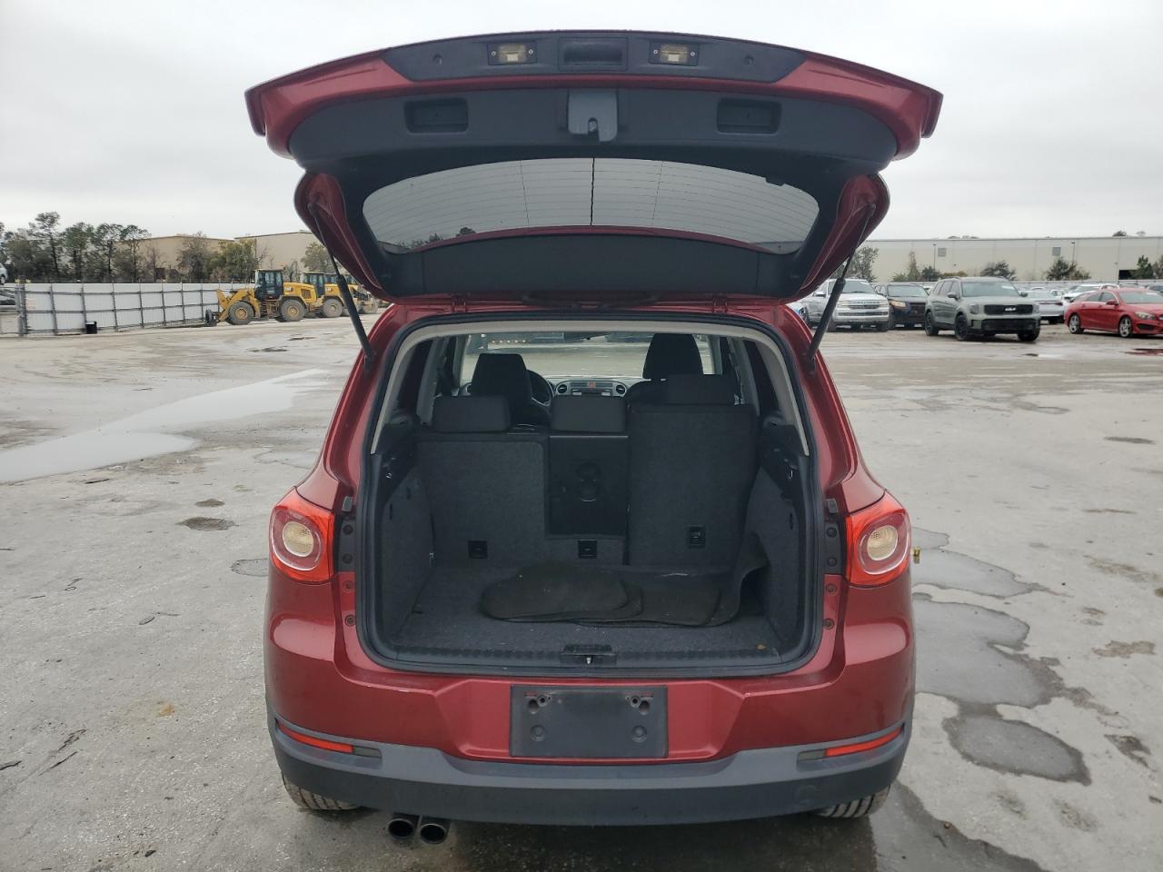 2009 Volkswagen Tiguan - Image 6