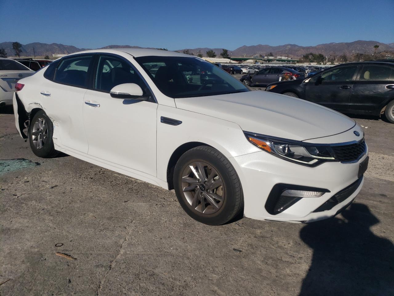 2019 Kia Optima - Image 4
