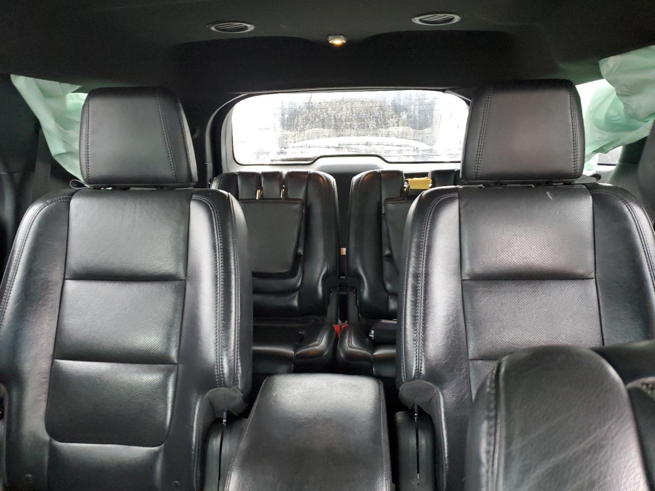 2012 Ford Explorer - Image 10