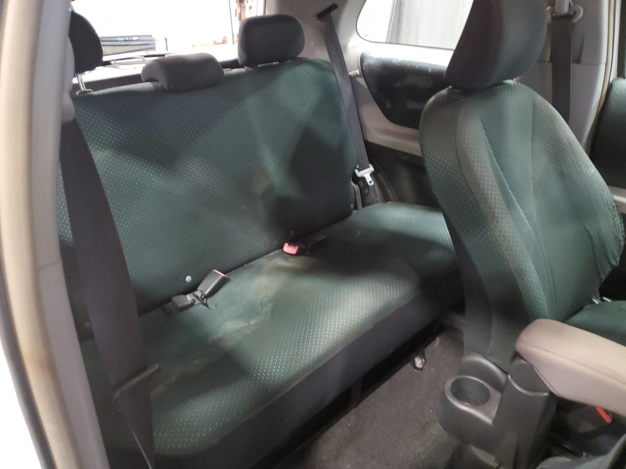 2007 Toyota Yaris - Image 10