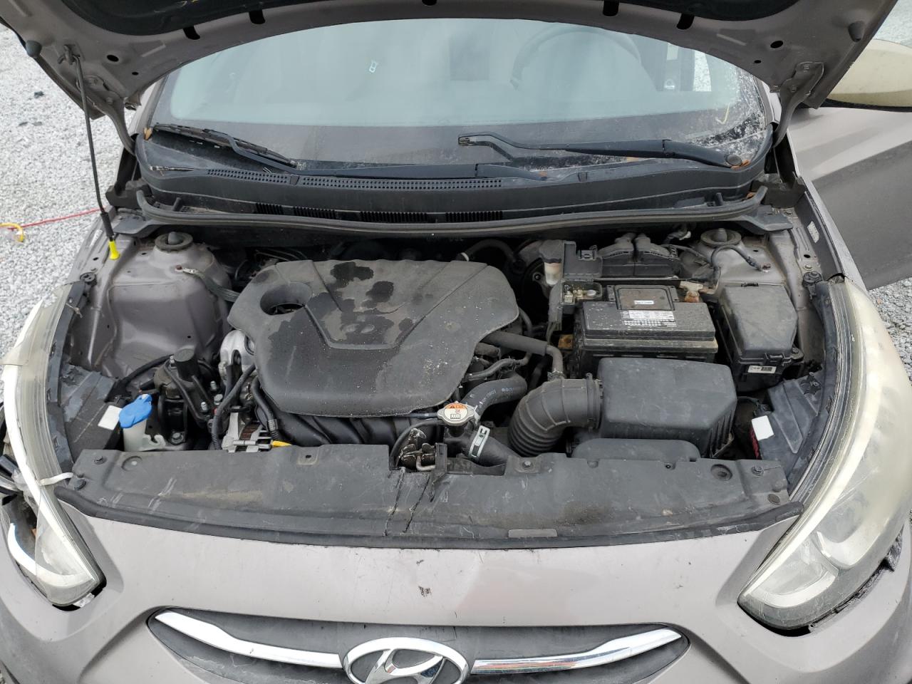 2017 Hyundai Accent - Image 11
