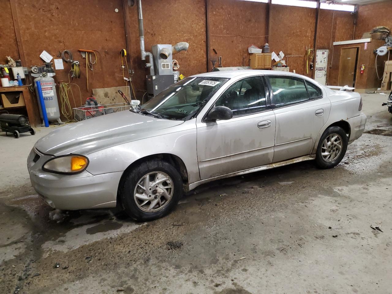 2004 Pontiac Grand AM - Image 1
