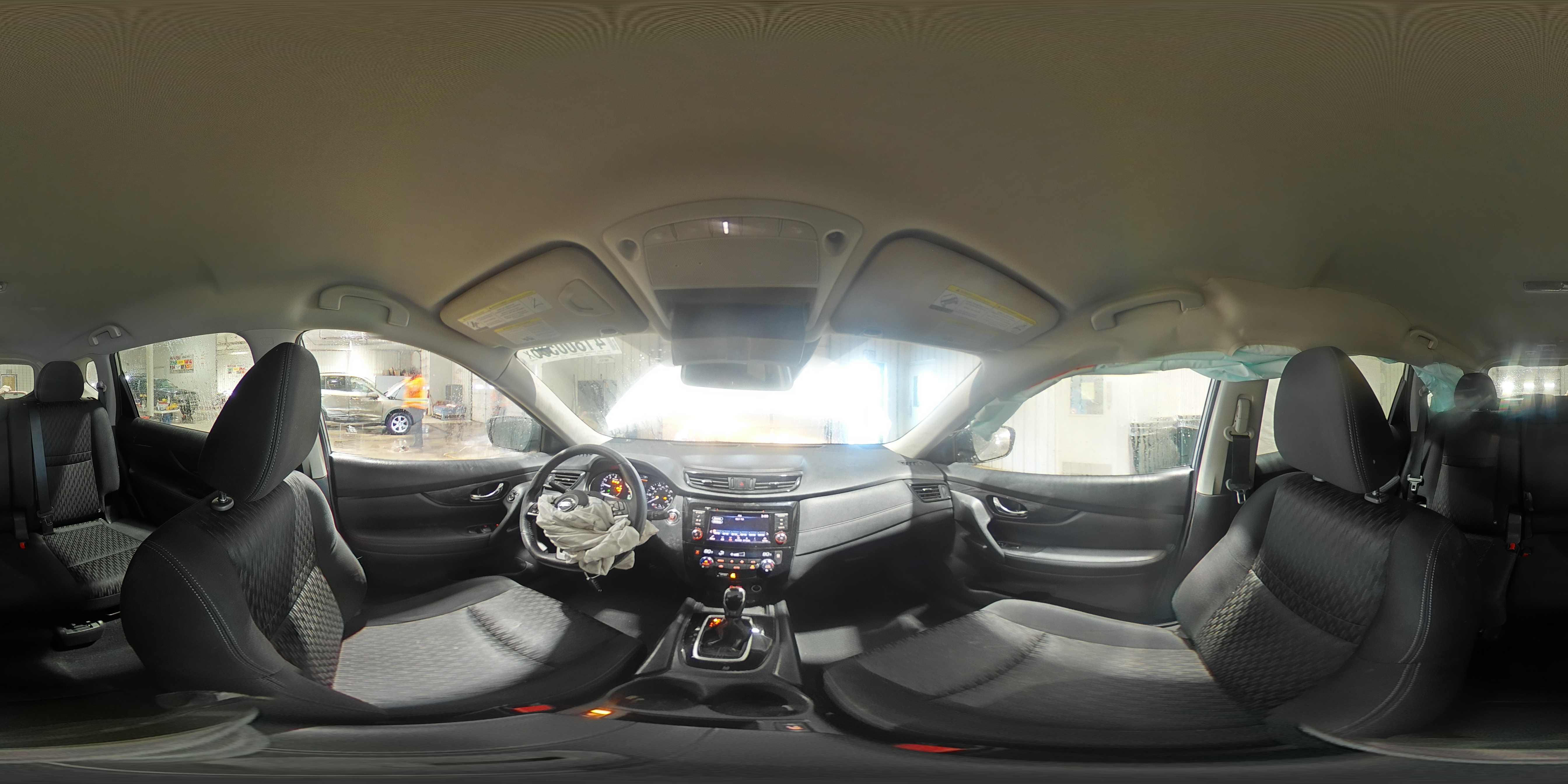 2019 Nissan Rogue - Image 14