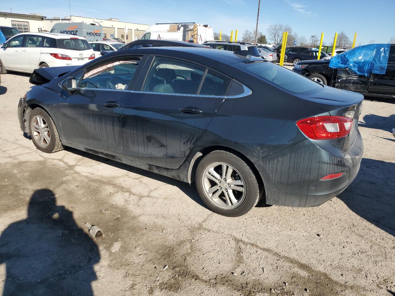 2017 Chevrolet Cruze - Image 2