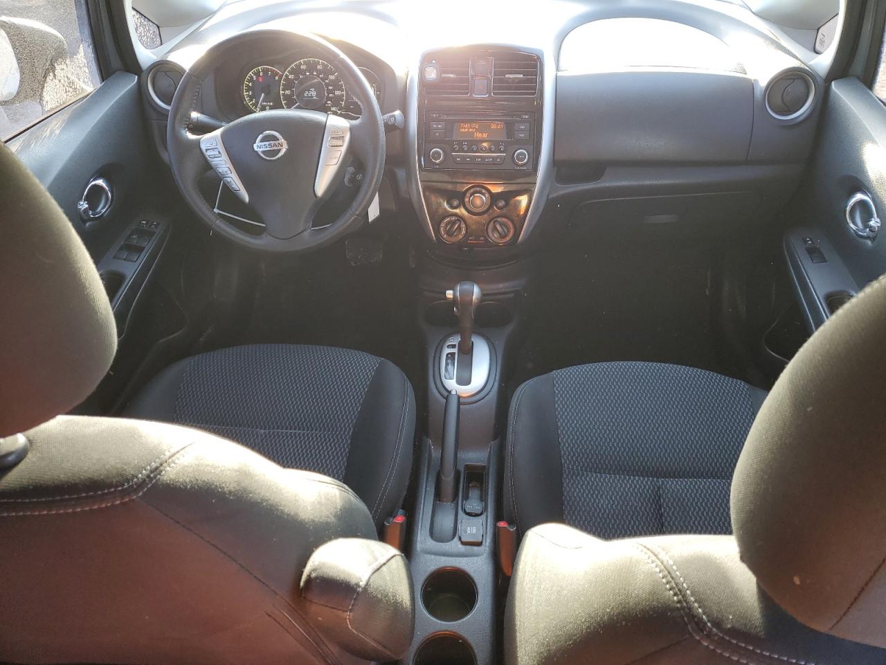 2015 Nissan Versa - Image 8