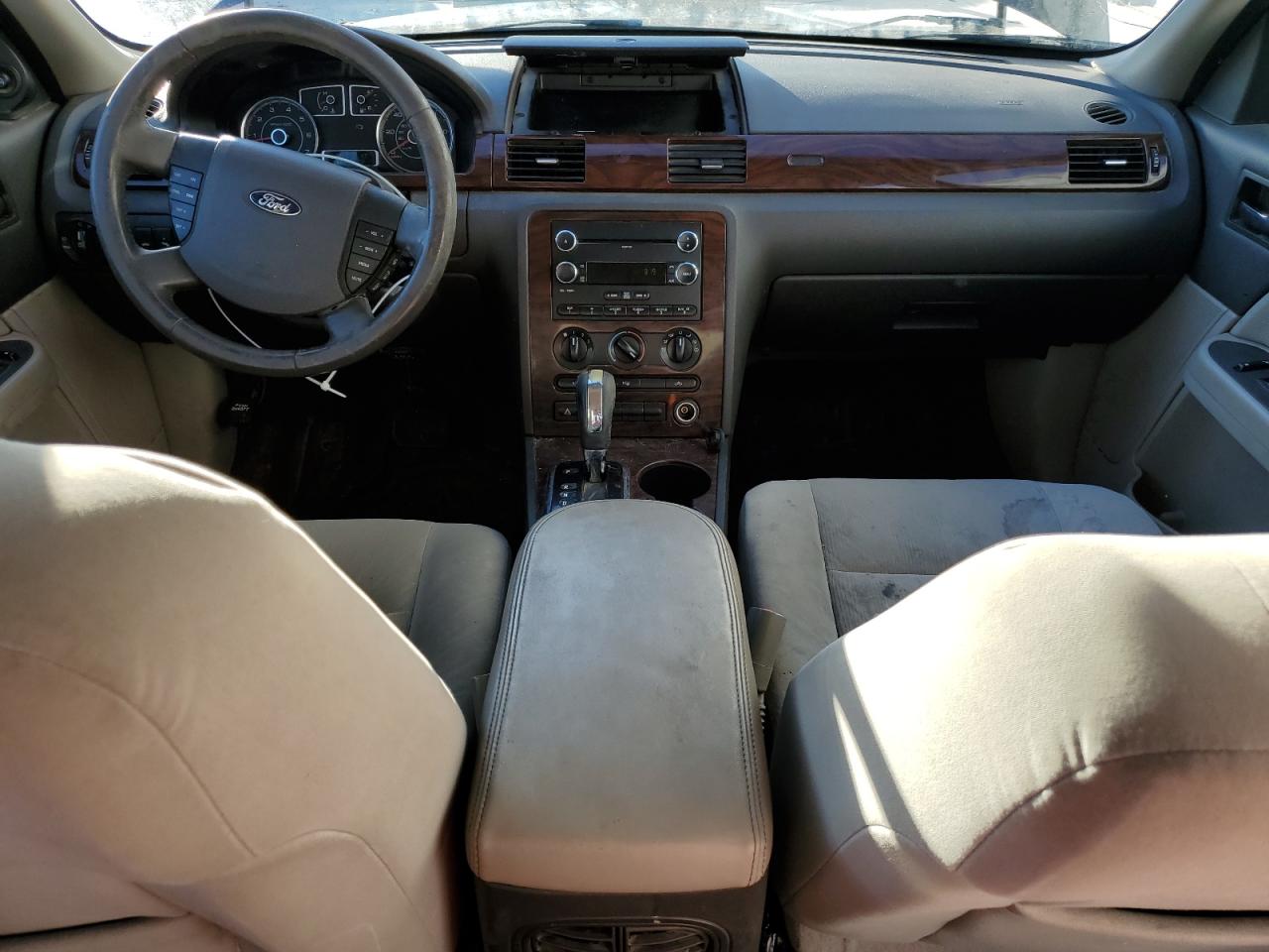 2008 Ford Taurus - Image 8