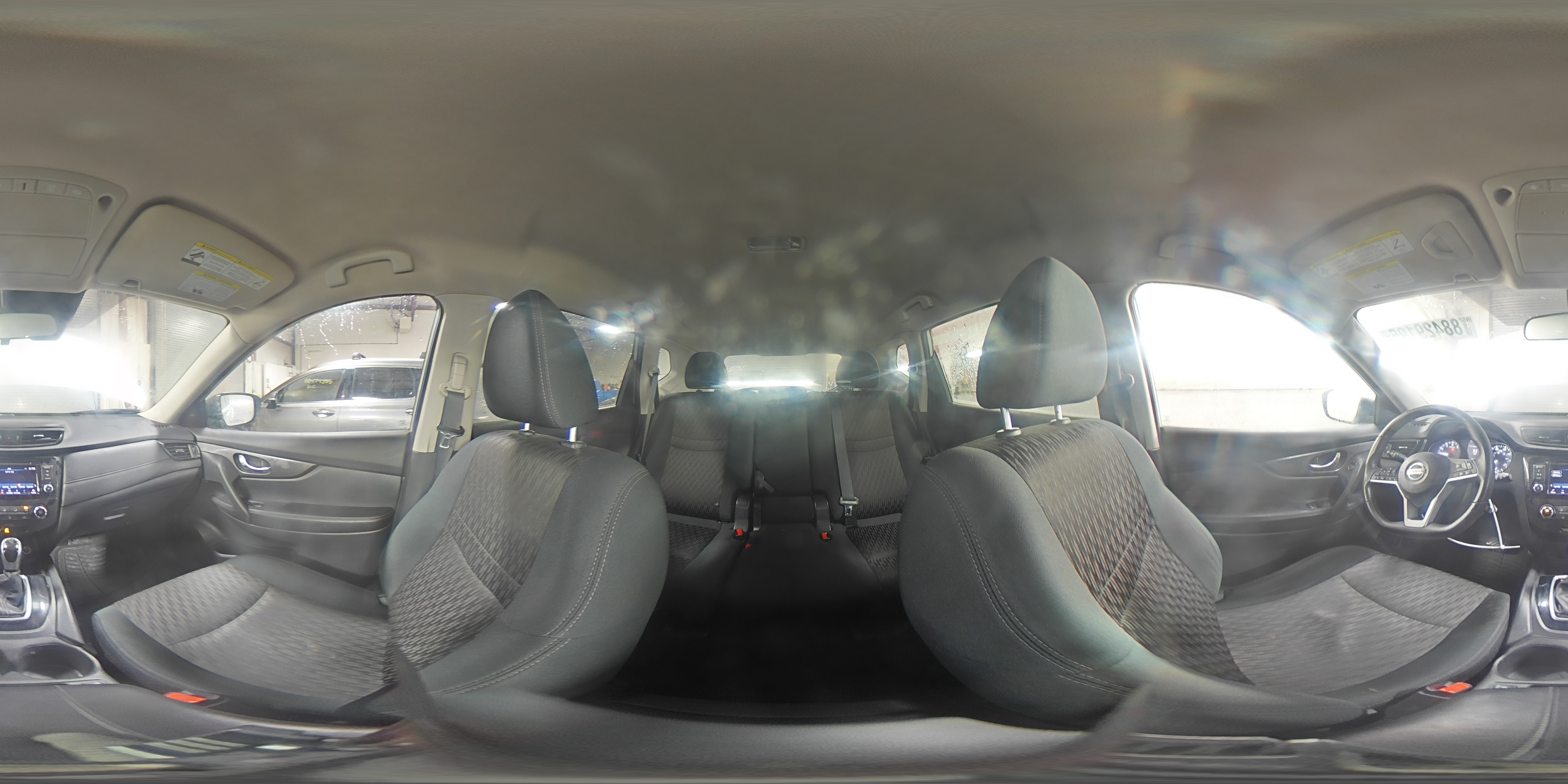 2019 Nissan Rogue - Image 14