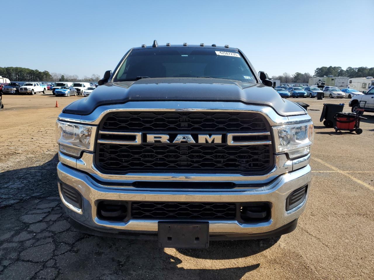 2022 RAM 3500 - Image 5