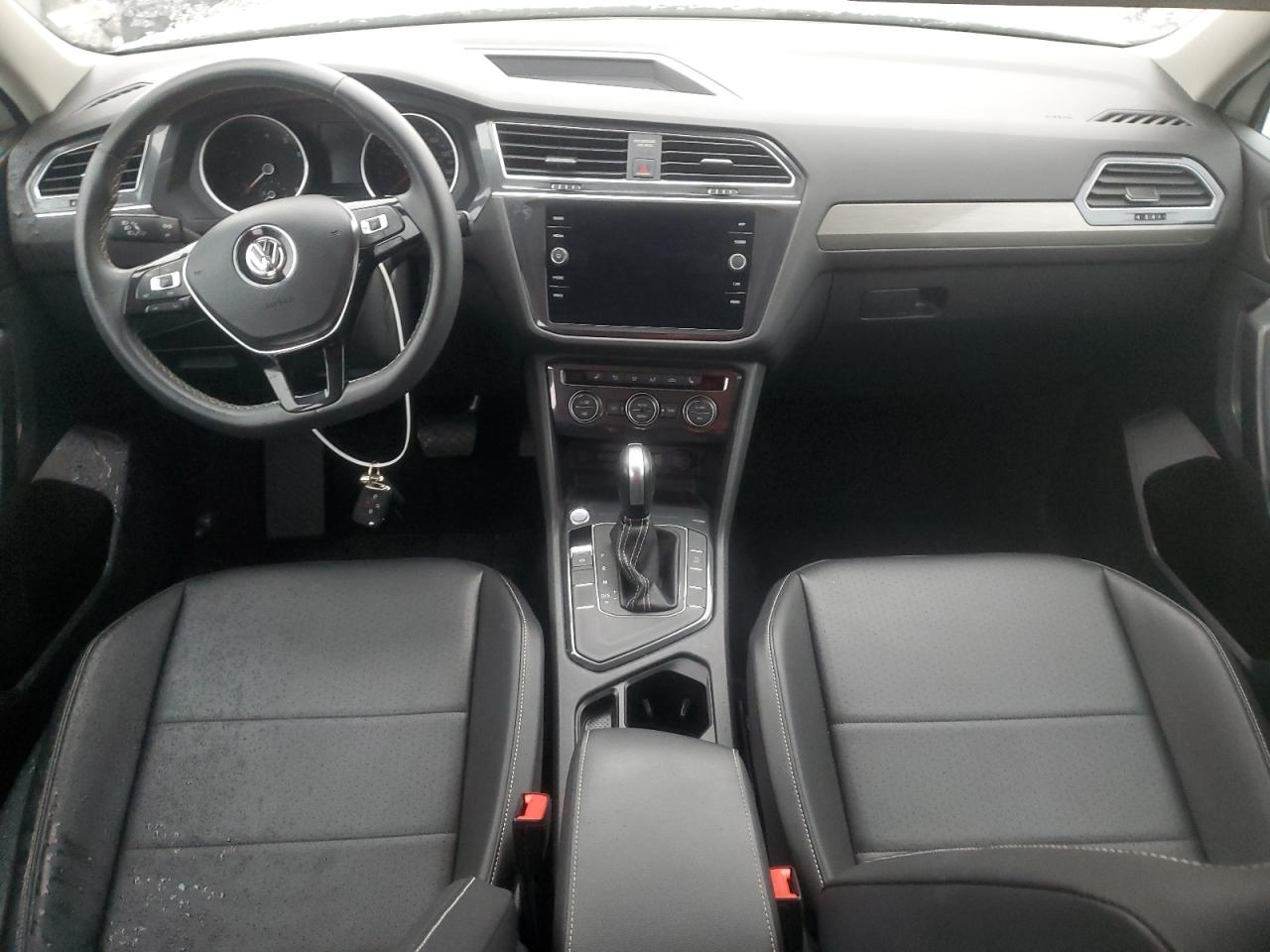 2021 Volkswagen Tiguan - Image 8