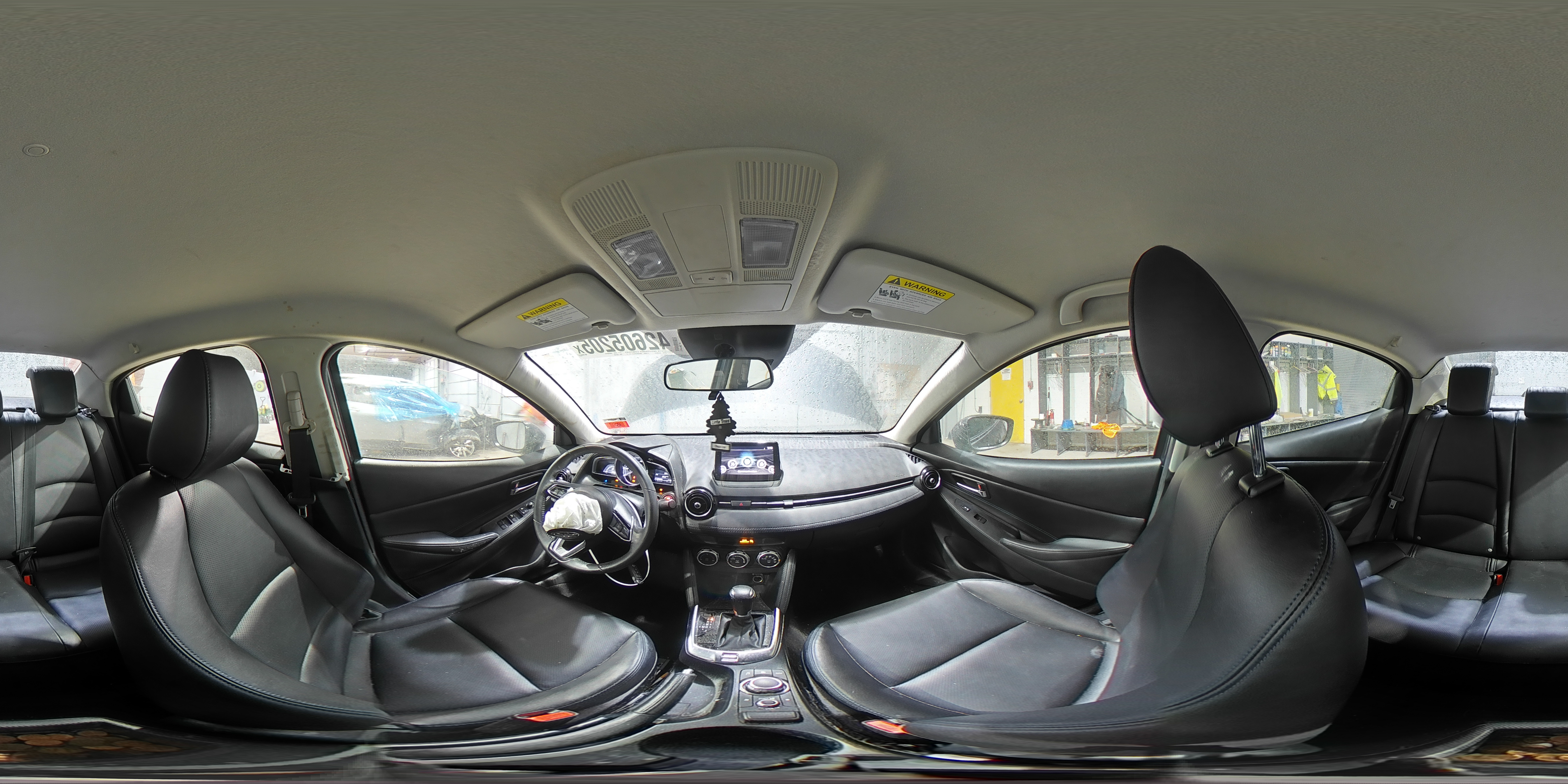 2019 Toyota Yaris - Image 12