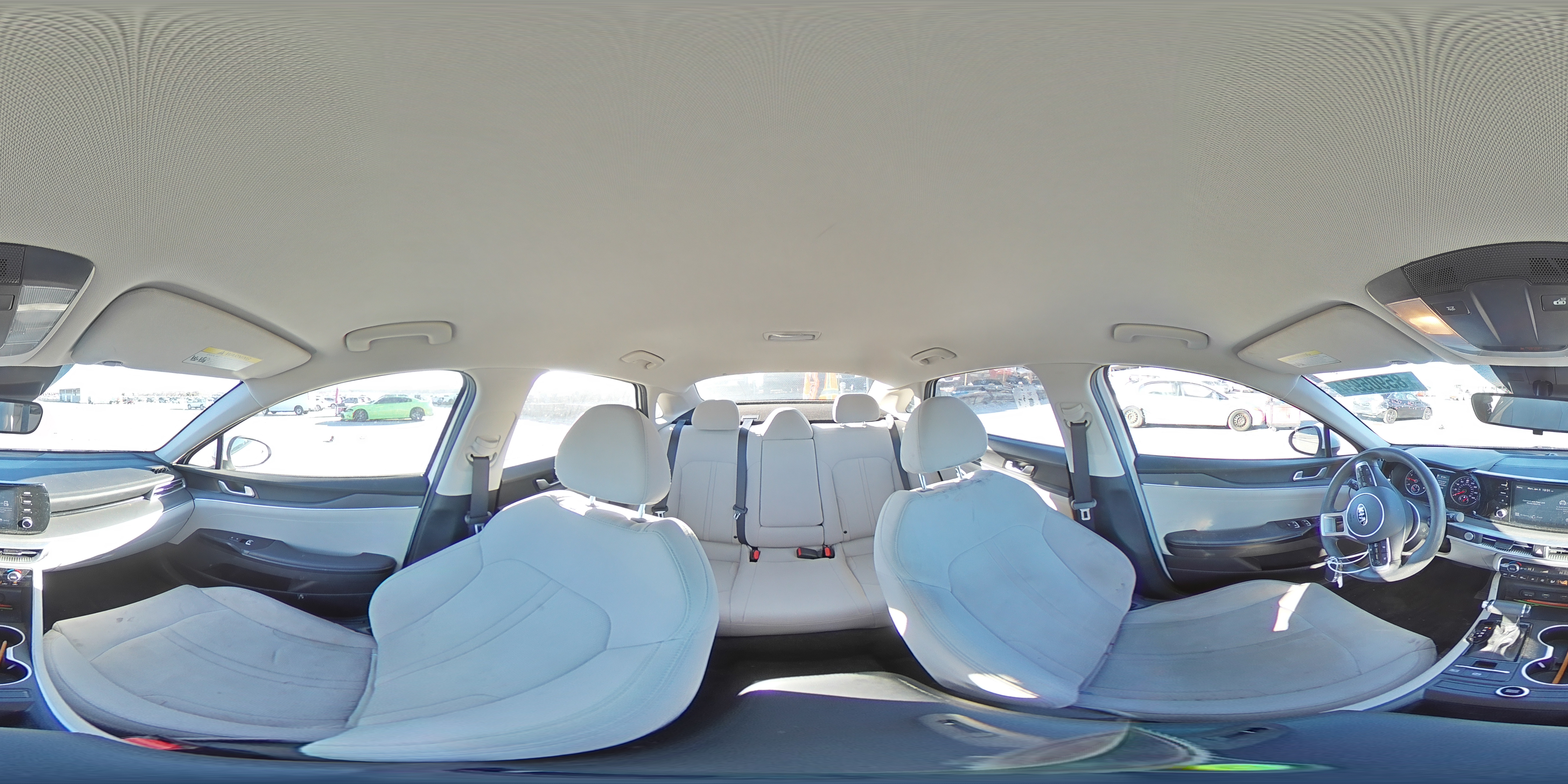 2021 Kia K5 - Image 12