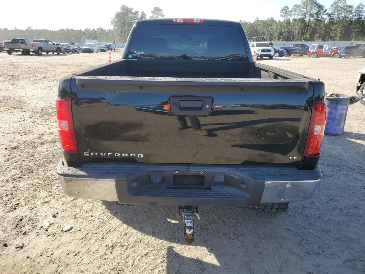 2013 Chevrolet Silverado - Image 6