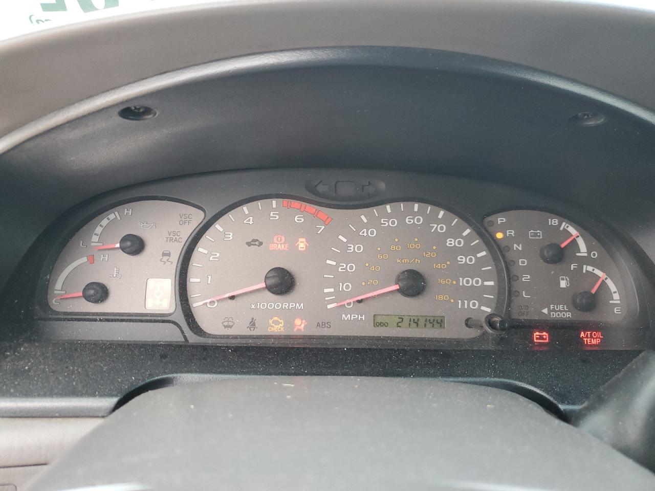 2001 Toyota Sequoia - Image 9