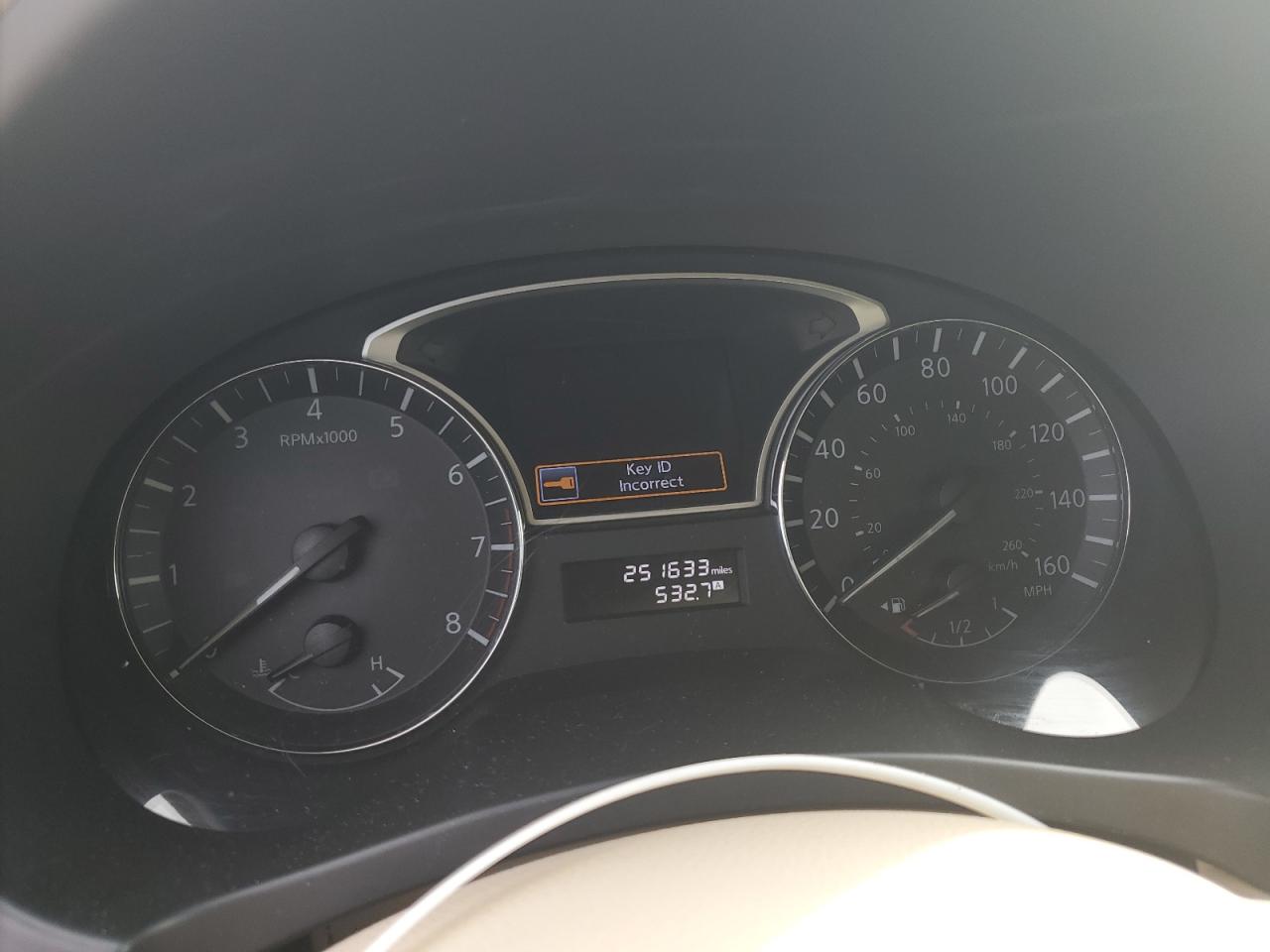 2015 Nissan Altima - Image 9