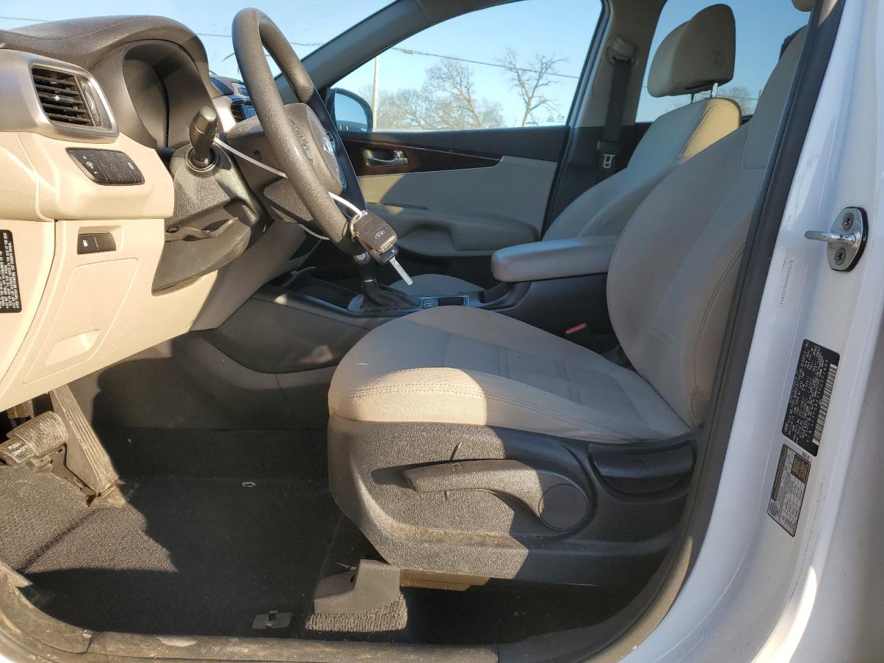 2017 Kia Sorento - Image 7