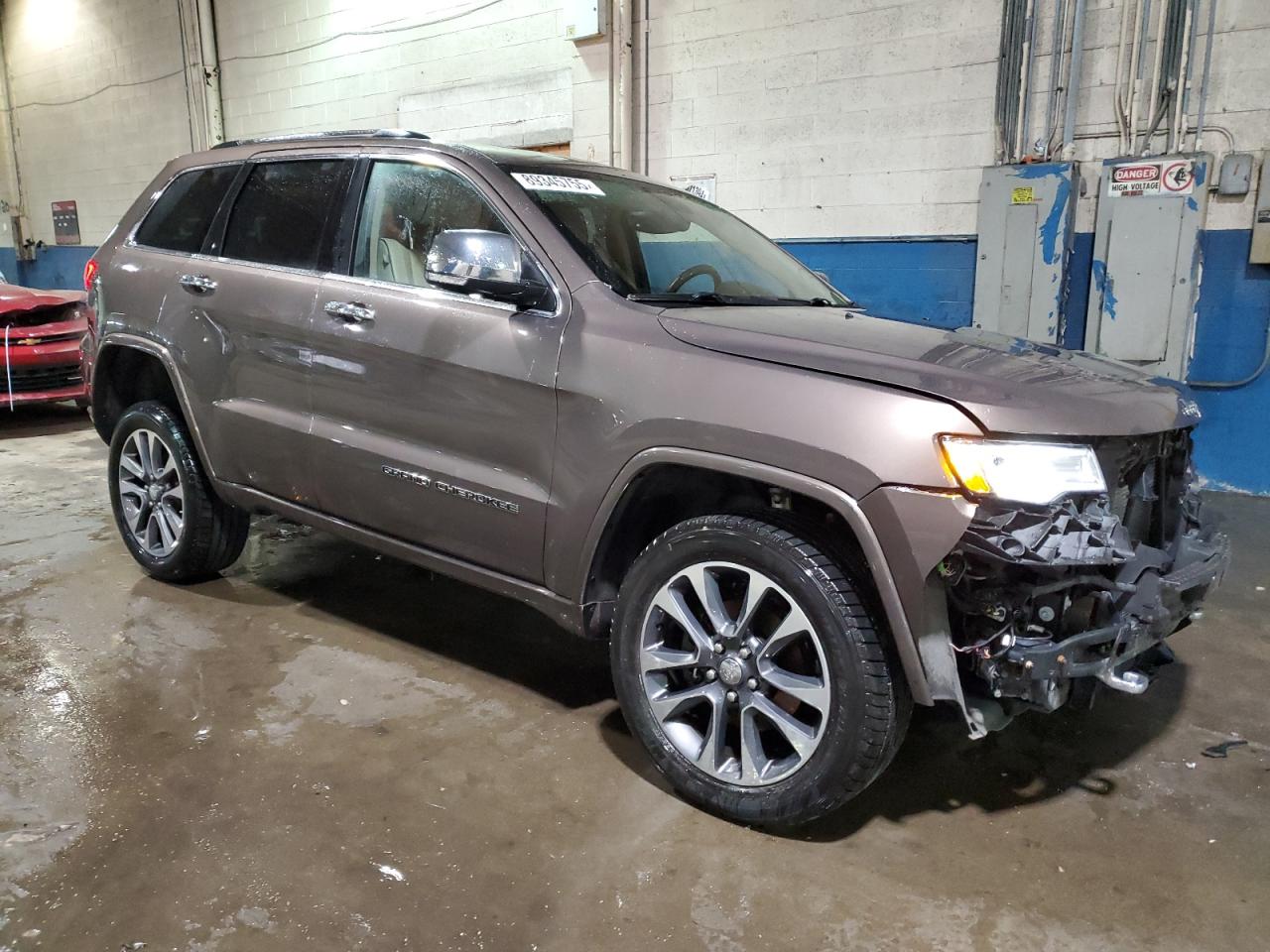 2017 Jeep Grand Cherokee - Image 4