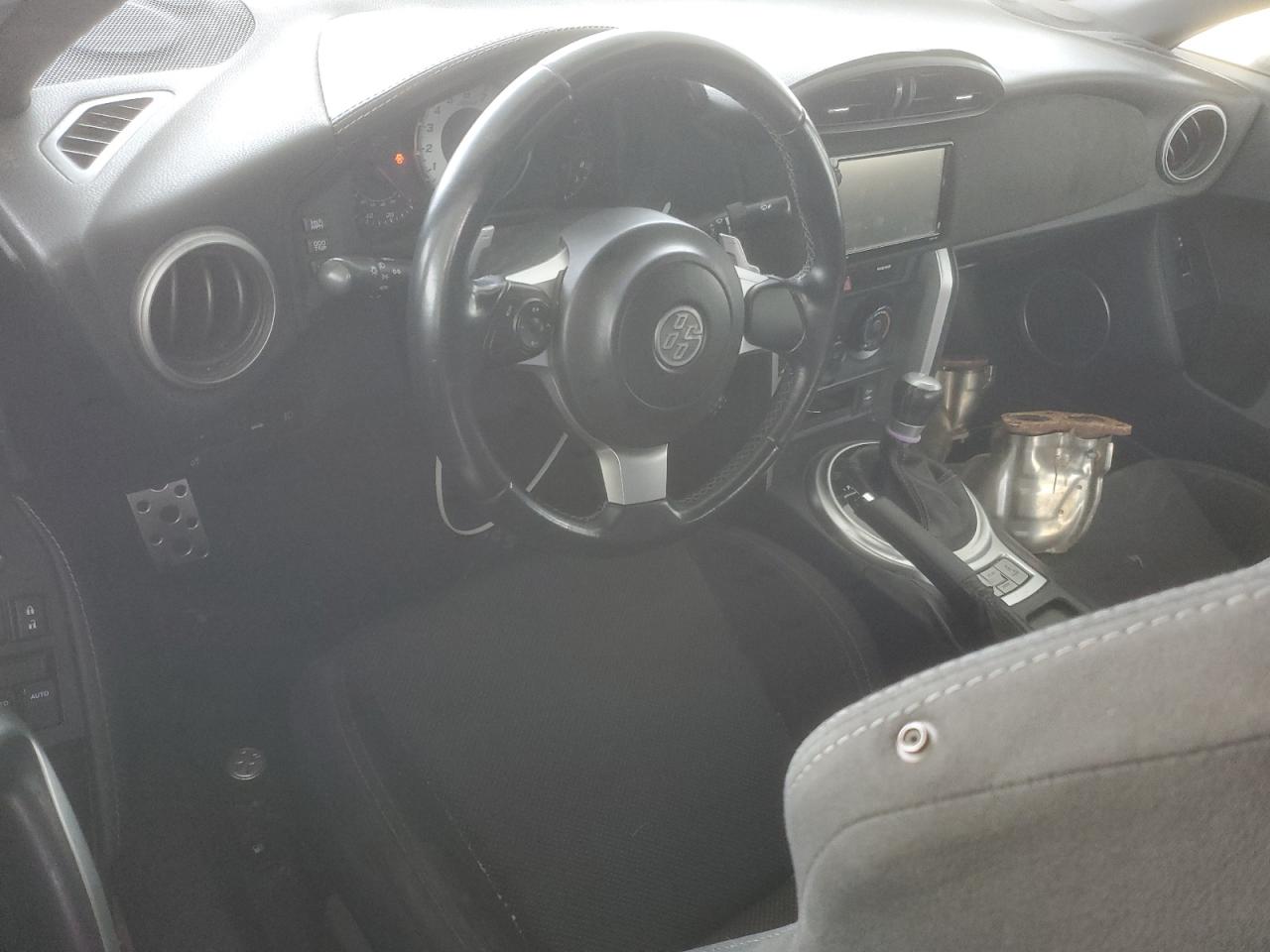 2017 Toyota GT86 - Image 8