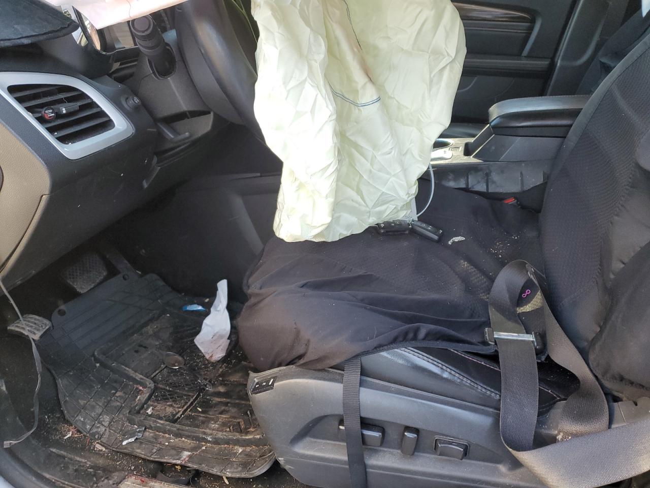 2014 GMC Terrain - Image 7