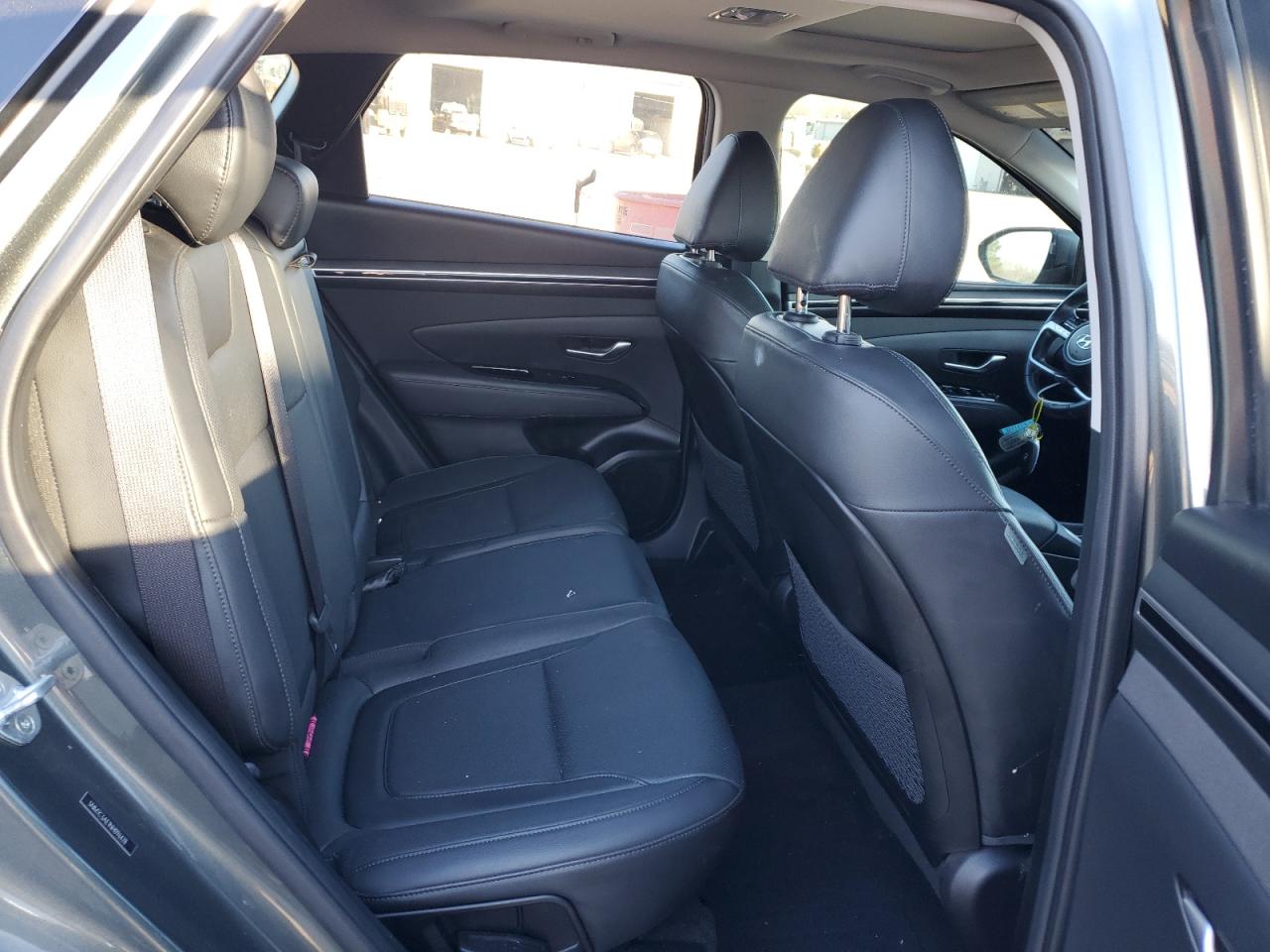 2022 Hyundai Tucson - Image 11
