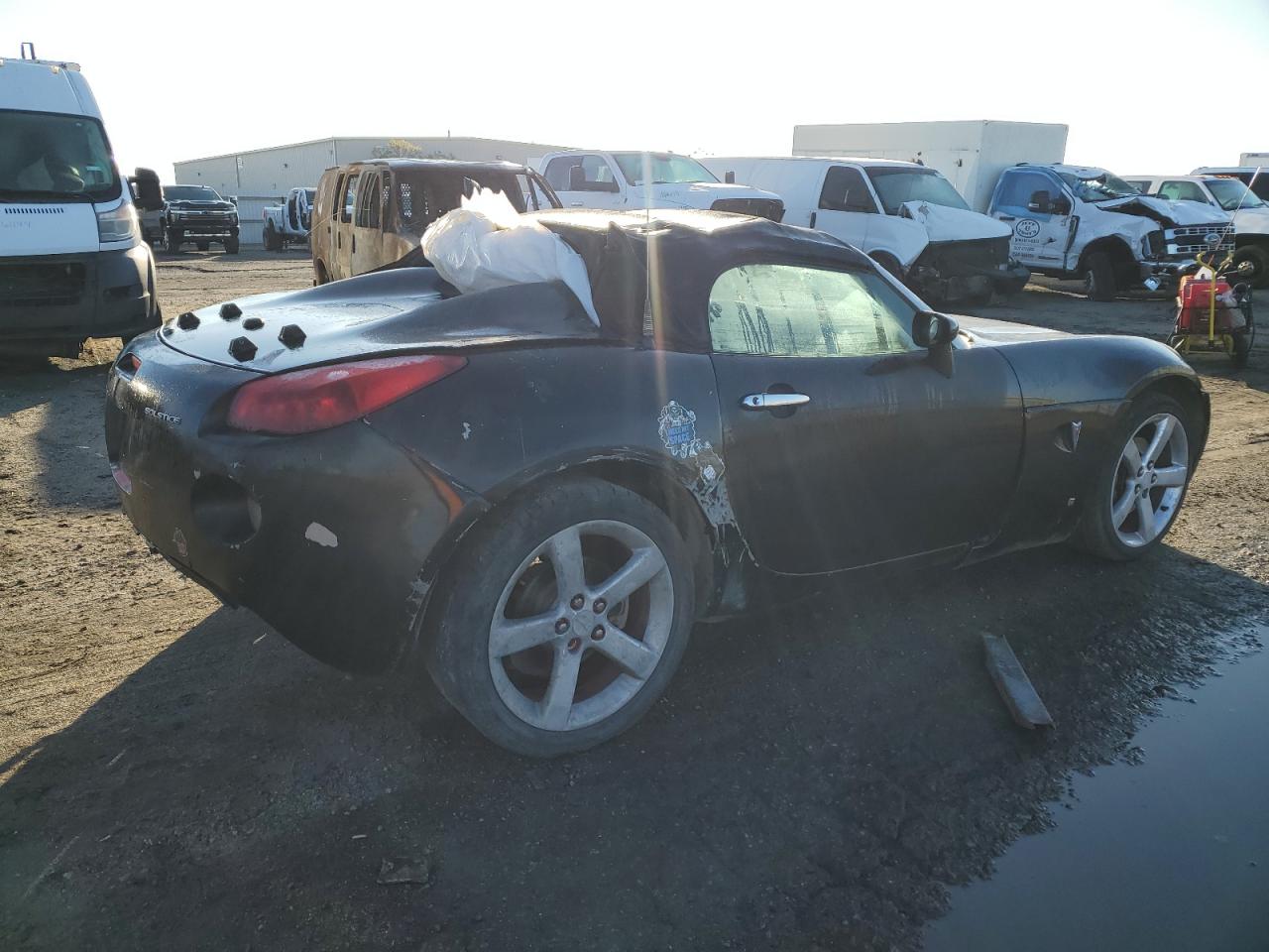 2006 Pontiac Solstice - Image 3