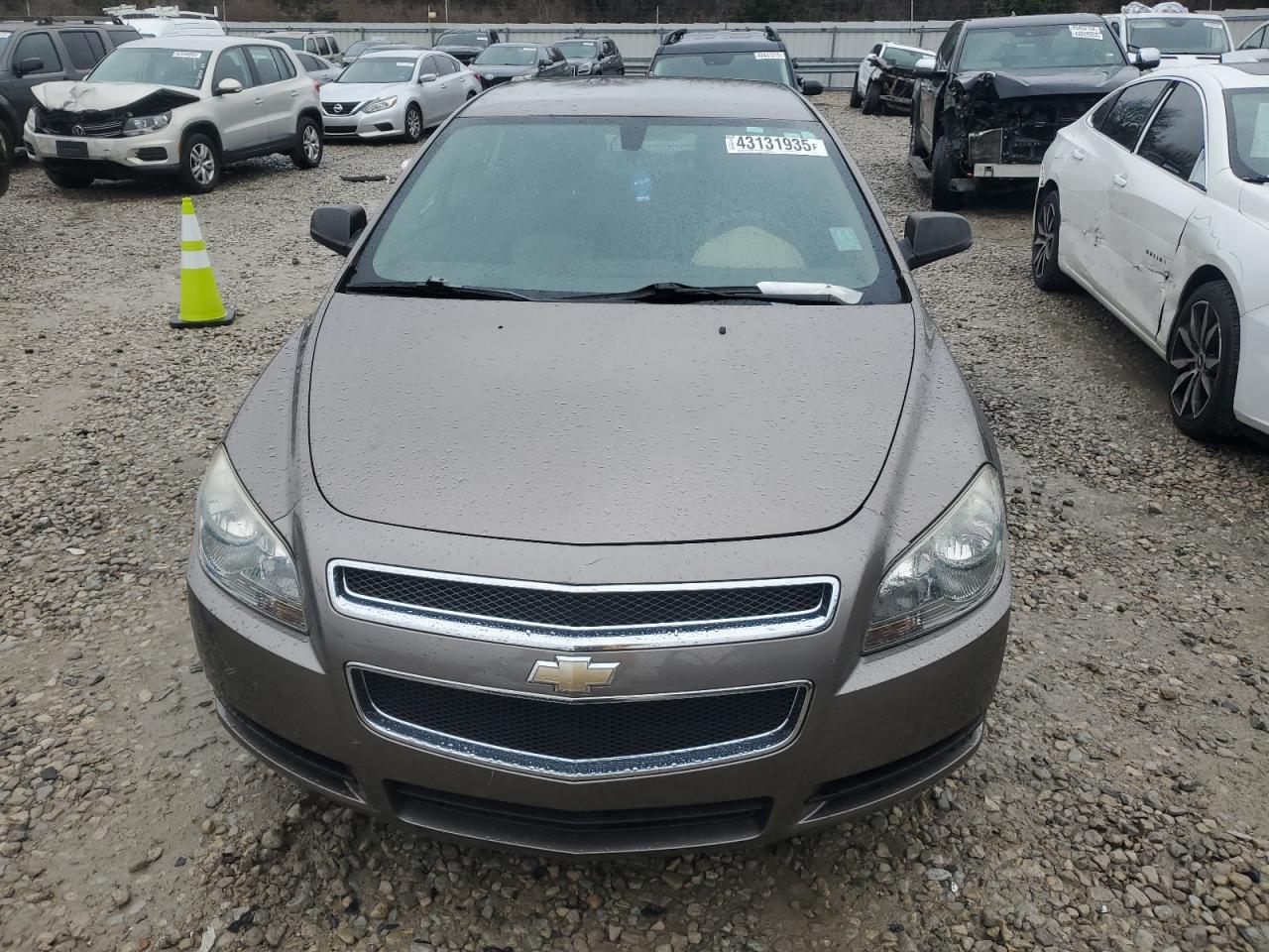 2012 Chevrolet Malibu - Image 5