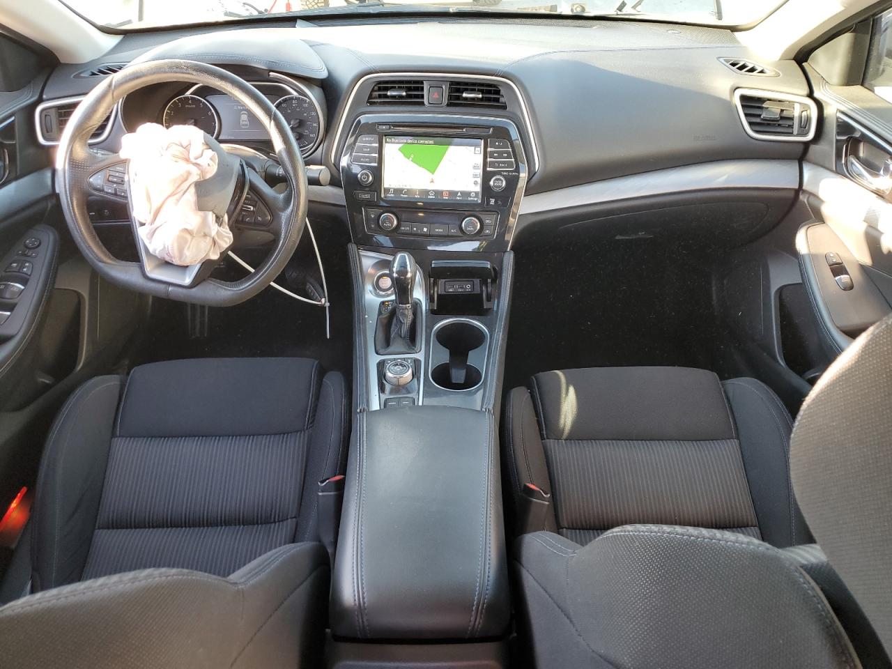 2017 Nissan Maxima - Image 8