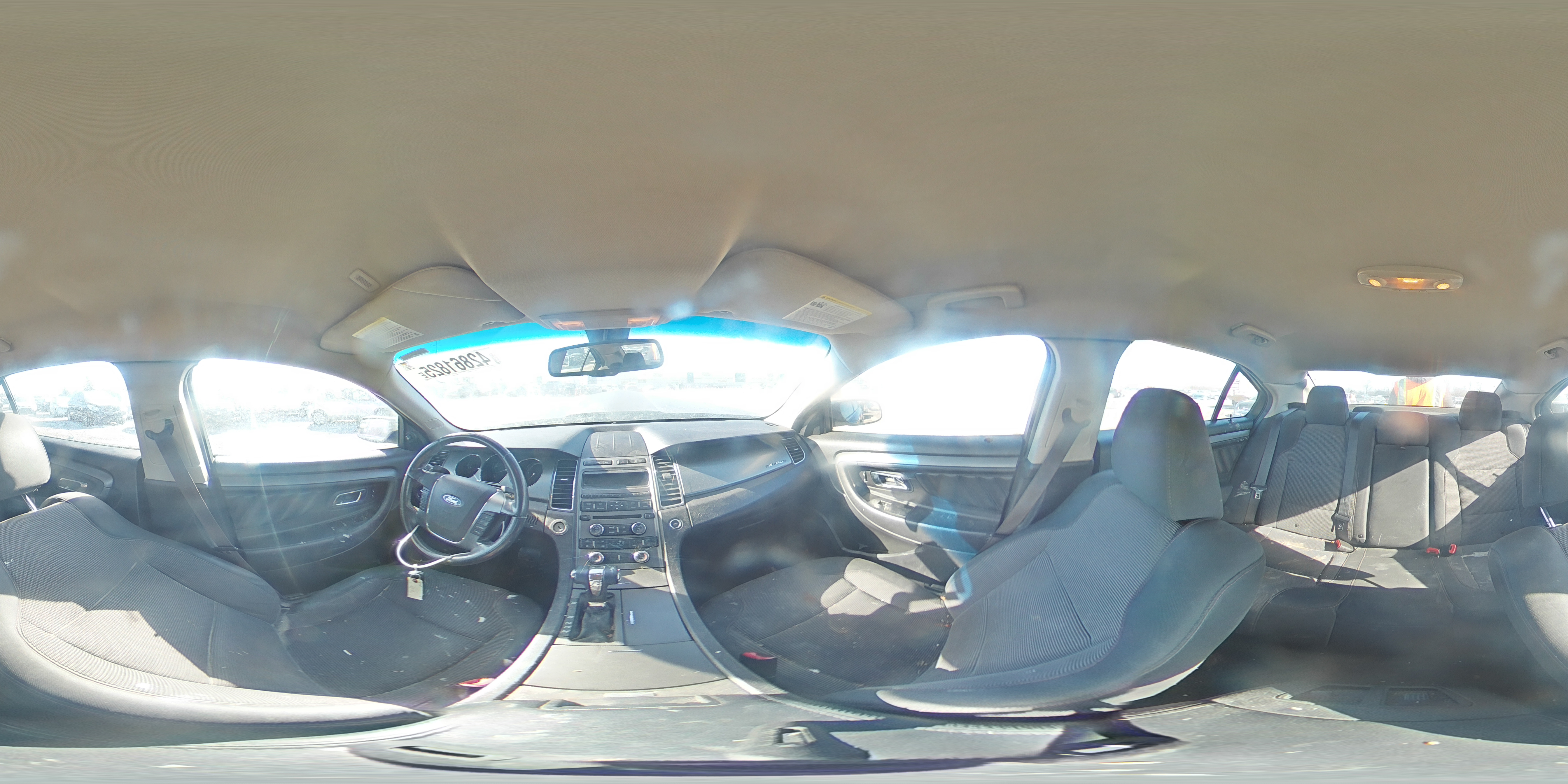 2012 Ford Taurus - Image 12