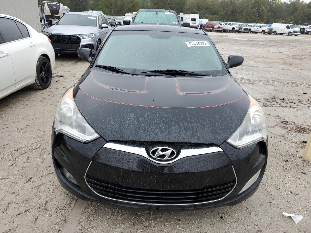 2012 Hyundai Veloster - Image 5