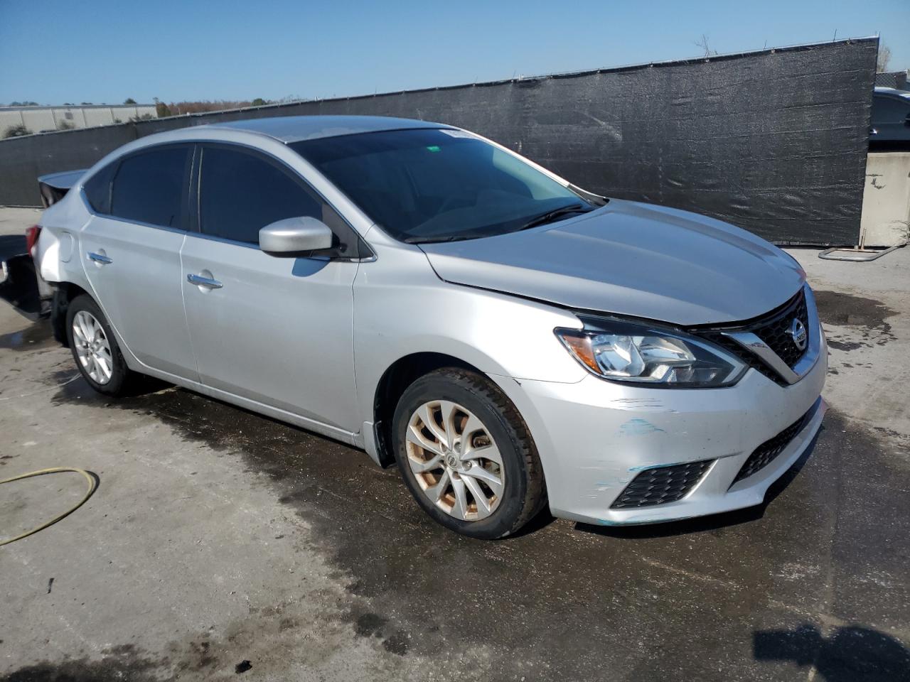 VIN 3N1AB7AP0KY240163 2019 NISSAN SENTRA no.4