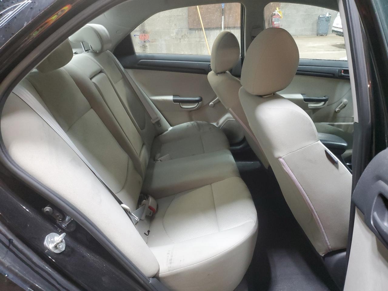 2012 Kia Forte - Image 10