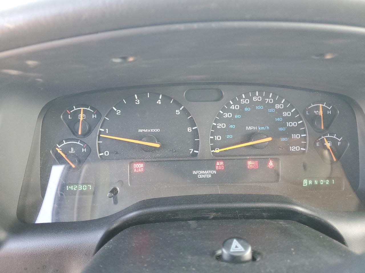 2001 Dodge Dakota - Image 9
