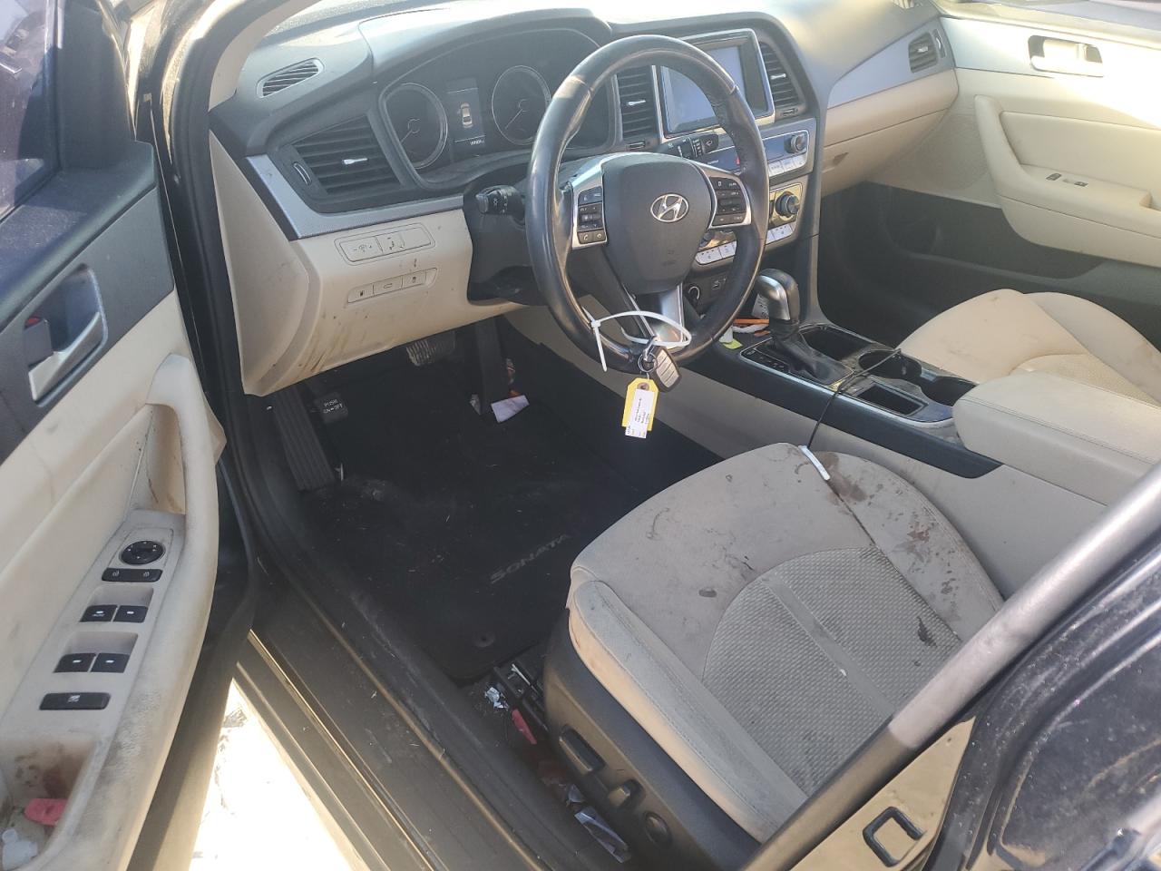 2018 Hyundai Sonata - Image 8