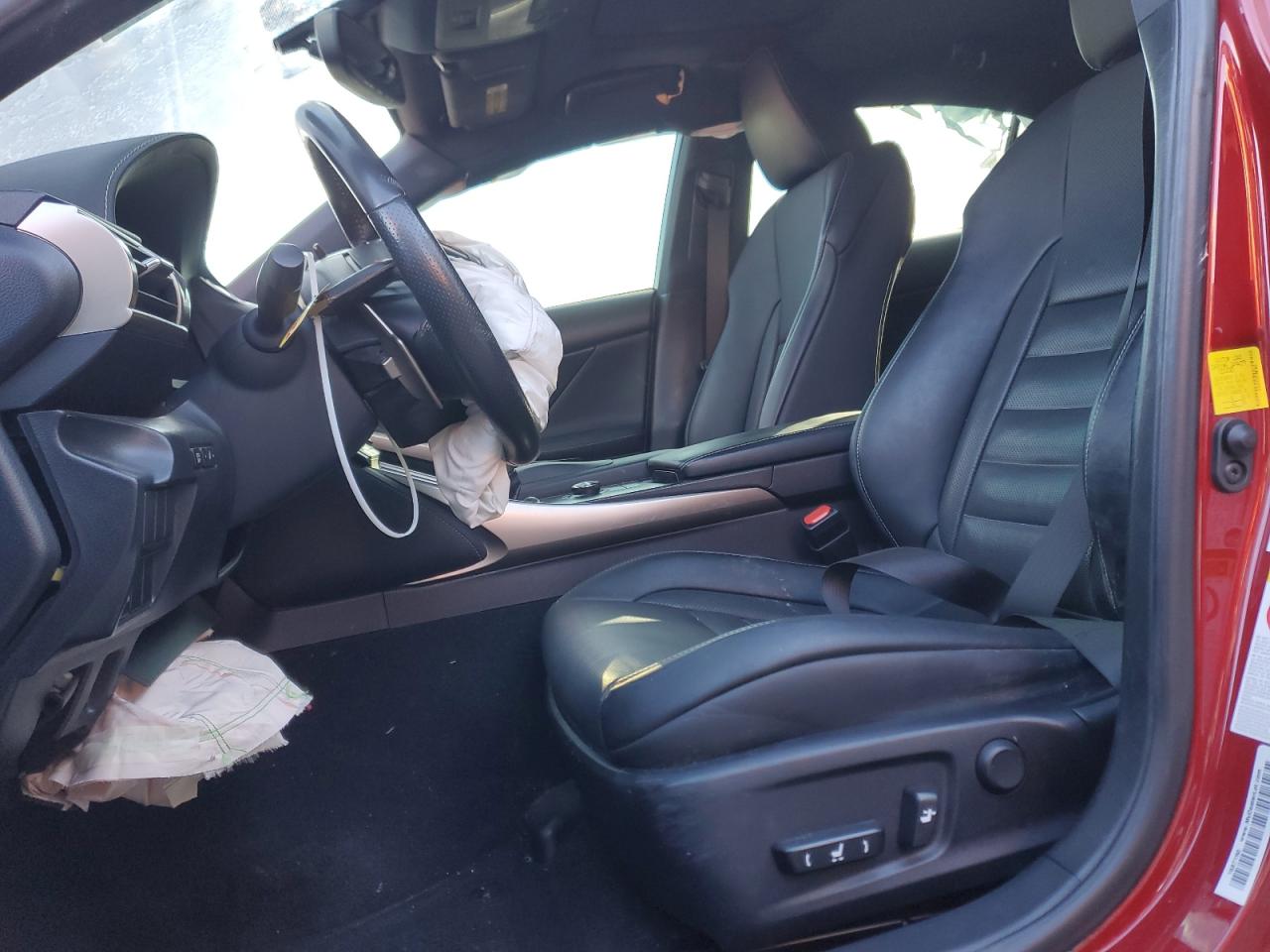 2015 Lexus IS - Image 7