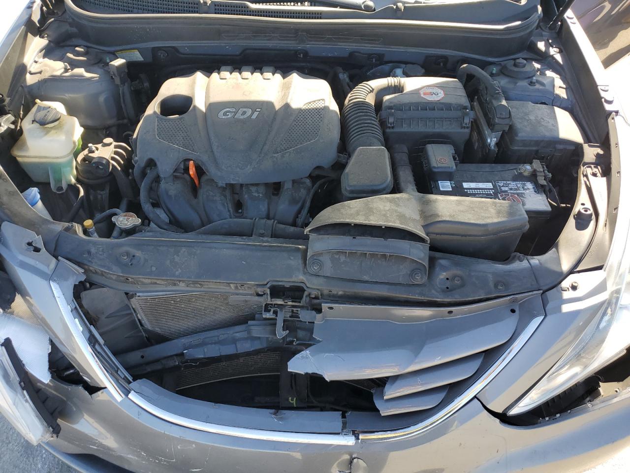 2013 Hyundai Sonata - Image 12