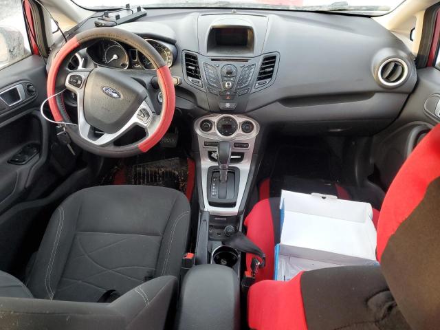 Sedans FORD FIESTA 2014 Czerwony