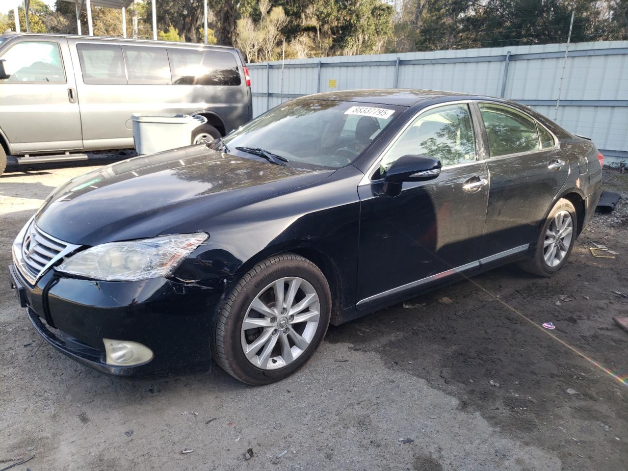 2010 Lexus ES - Image 1