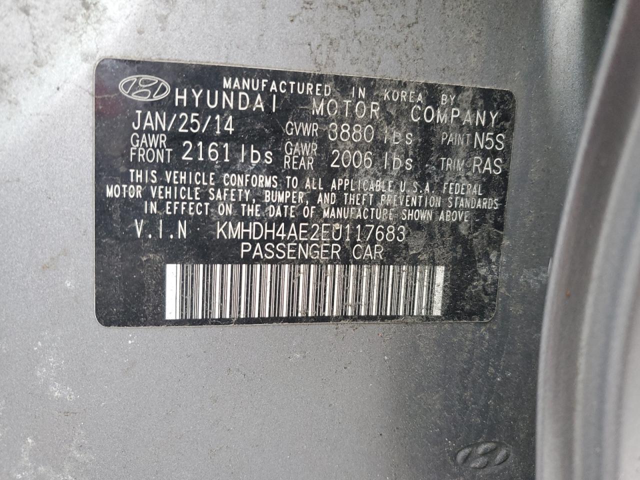 2014 Hyundai Elantra - Image 12