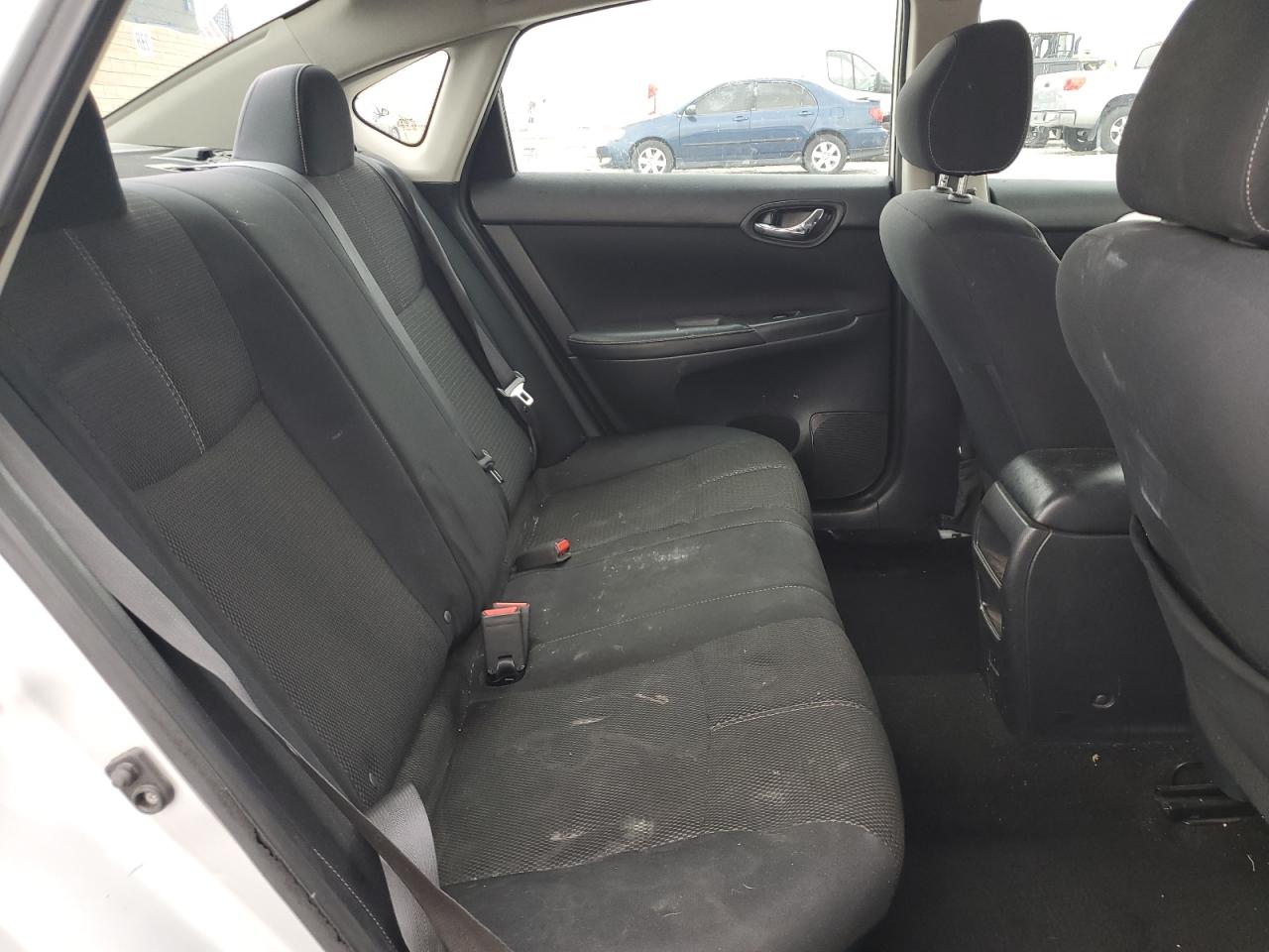 2016 Nissan Sentra - Image 10