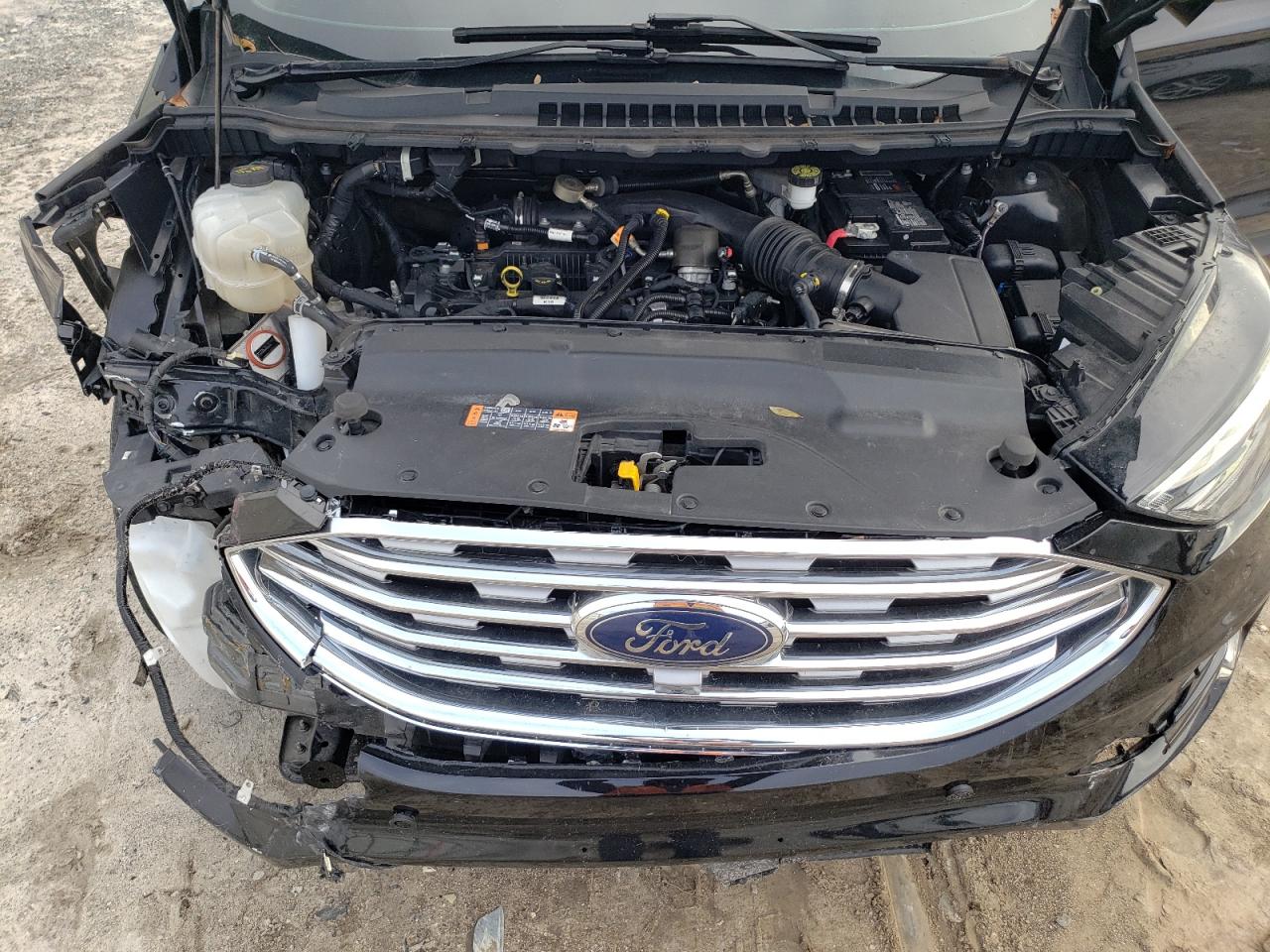 2022 Ford Edge - Image 13