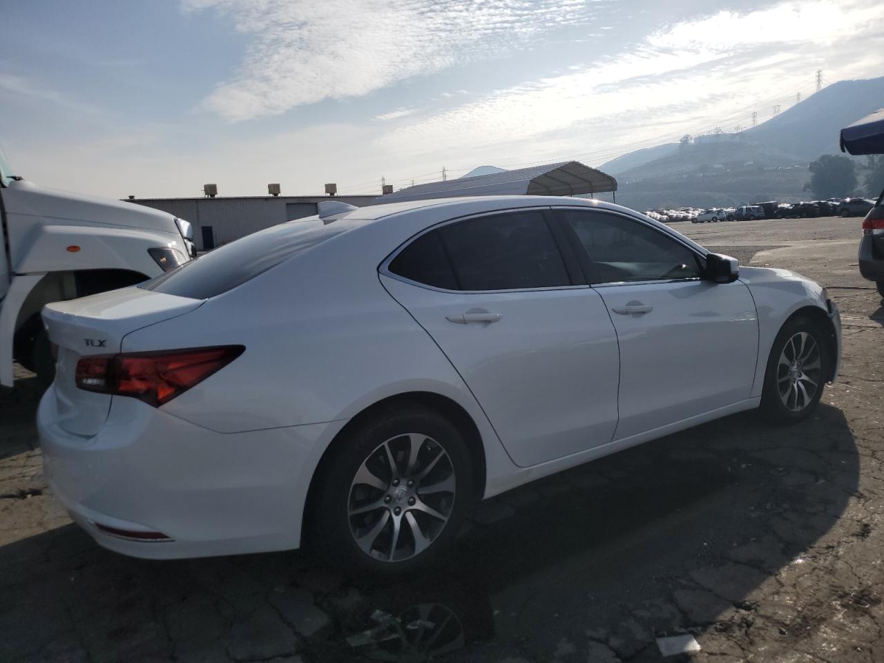 2017 Acura TLX - Image 3